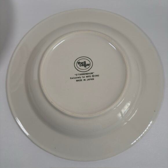 The Cellar O'Tannenbaum, 1 Large Rim Soup Bowl, Holly & Ribbon Border Christmas - Picture 11 of 14